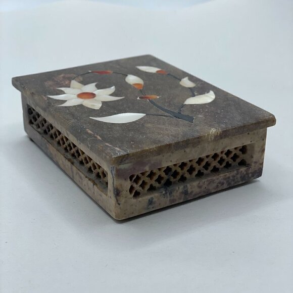 Anglo-Raj Pietra Dura Mosaic Marble Mother of Pearl Flower Gem Inlay Lidded Box - Picture 1 of 13